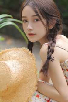 女角色翻白眼流口水流眼泪图片